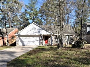 110 S Village Knoll Cir, Spring, TX 77381