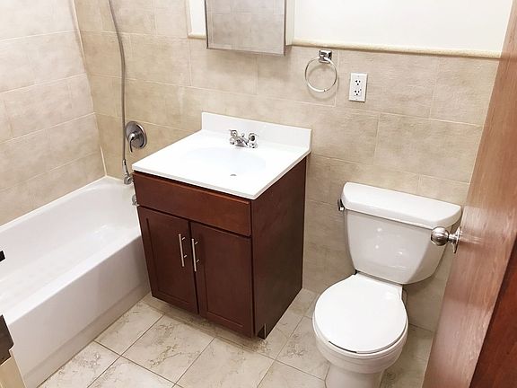 4th image of 36-16 Astoria Blvd S #4D