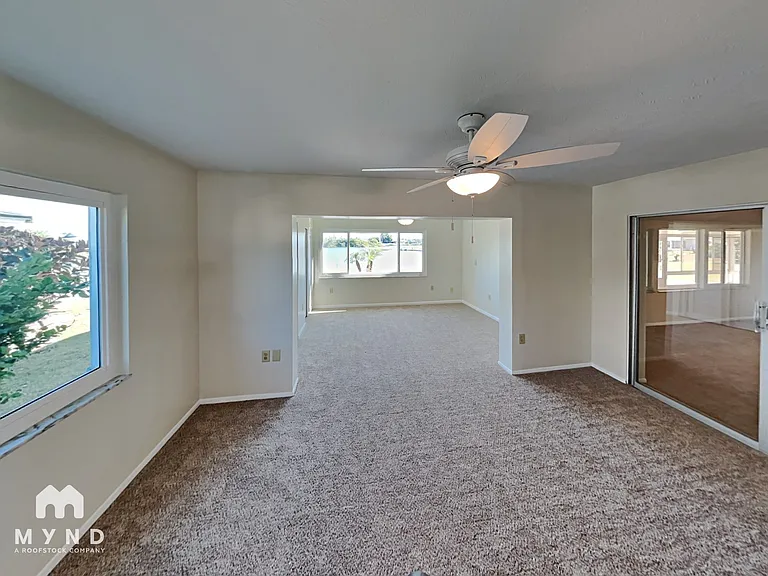 1511 W Del Webb Blvd — Photo 9