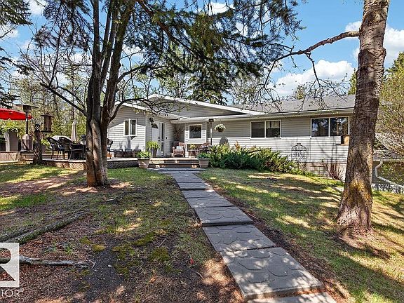 4th image of 52257 Range Rd #231-49