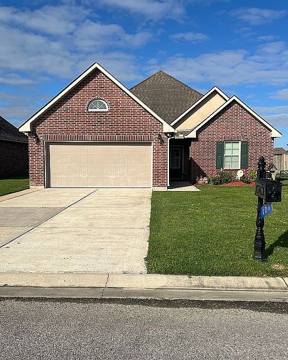 1st image of 129 Village View Dr