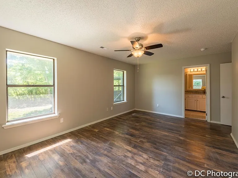 1704 SW D St — Photo 14