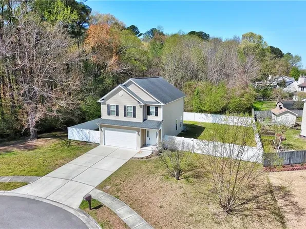 821 Stacey Pl, Chesapeake, VA 23320