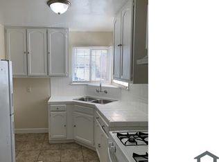 8113 S San Pedro St, Los Angeles, CA 90003