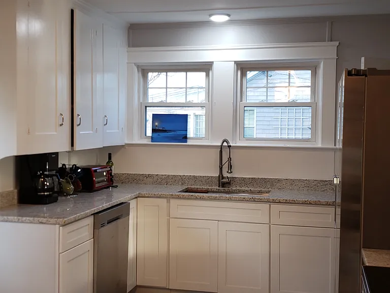 74 Edgewater Rd — Photo 5