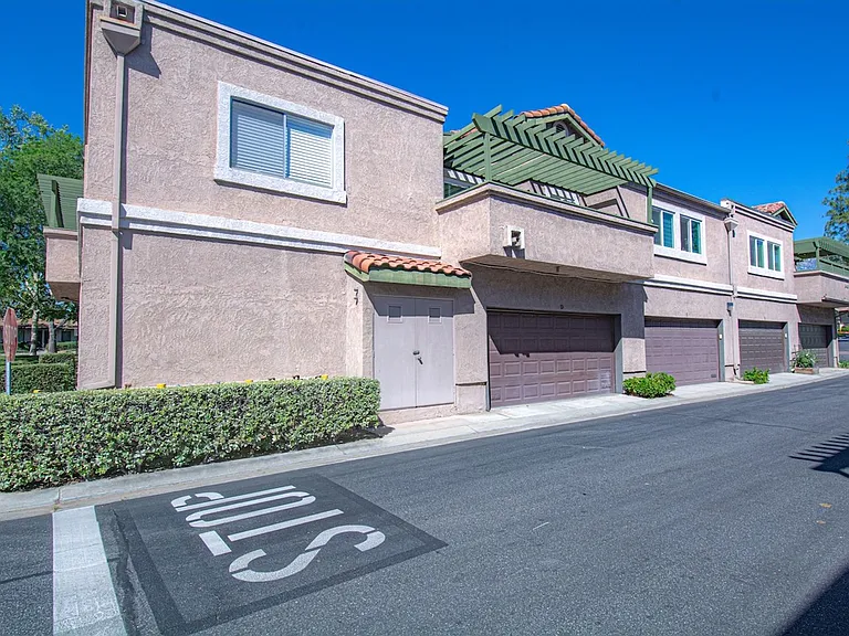 8408 Spring Desert Pl #G — Photo 2