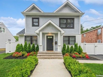 13 Titus Road, Glen Cove, NY, 11542
