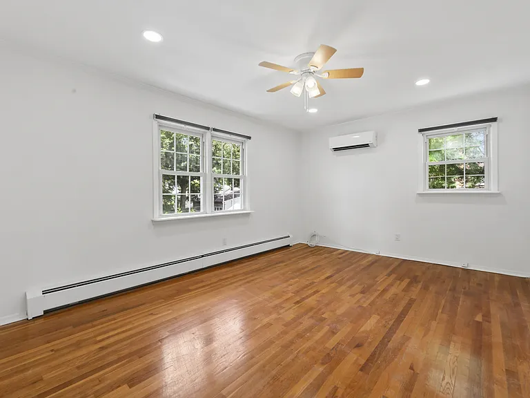 81 Cortlandt Pl — Photo 13