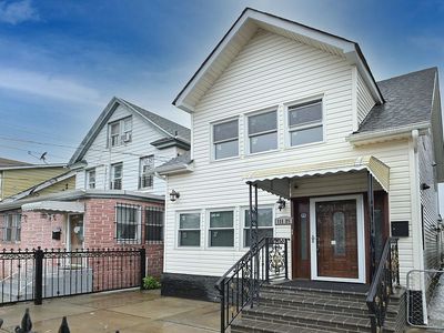 11125 39th Ave, Corona, NY, 11368