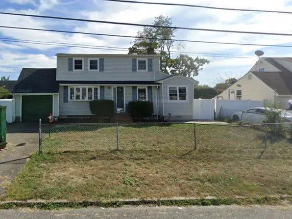 410 Elmore Street, Central Islip, NY 11722