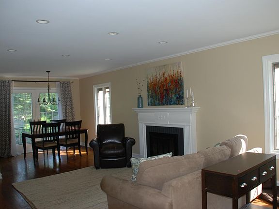 Living room/Dining room