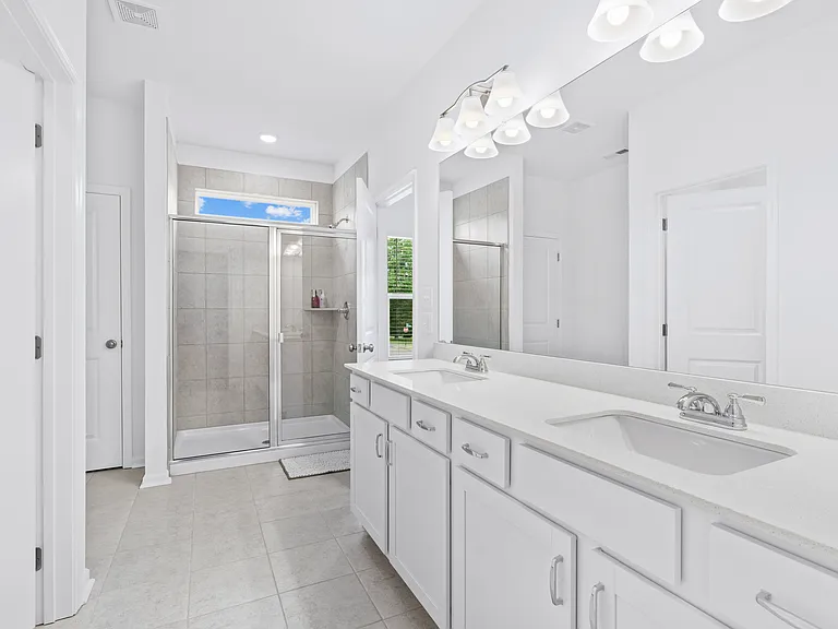 350 Canonbury Dr — Photo 14