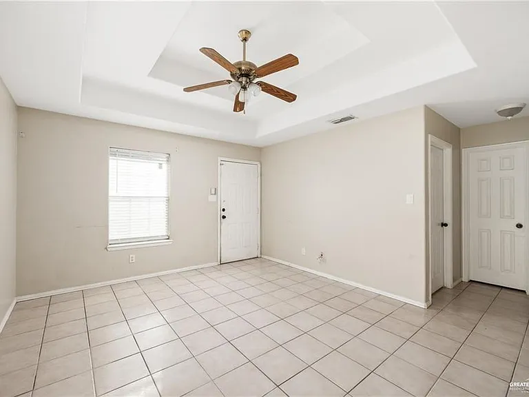 1504 Prosperity Dr #1 — Photo 2