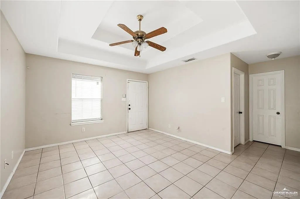 Building Photo - 1504 Prosperity Dr #1