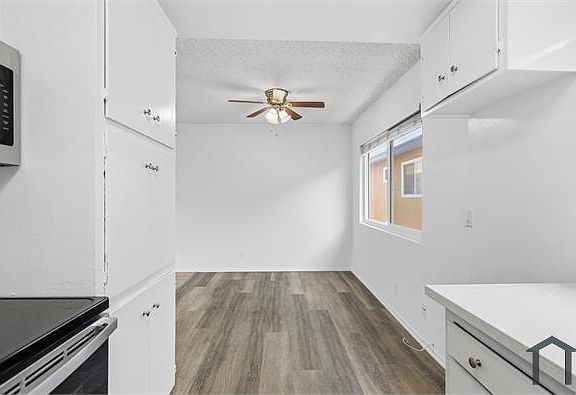 5th image of 6652 Darby Ave #L
