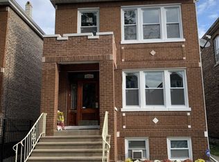 2924 W 40th St, Chicago, IL 60632