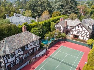 12916 Evanston St, Los Angeles, CA 90049