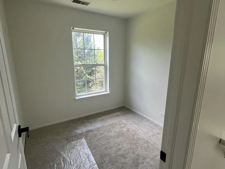 188 Brompton Ln #B — Photo 20