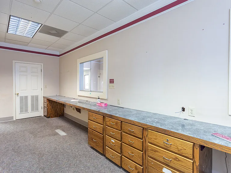620 Quintard Ave #1 — Photo 39