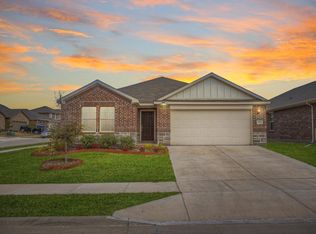 10640 Dolostone Ct, Fort Worth, TX 76108