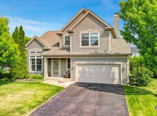 4725 Loyola Dr, McHenry, IL 60050