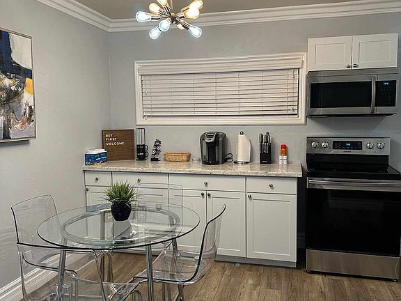 4th image of 1531 N Wishon Ave #1533