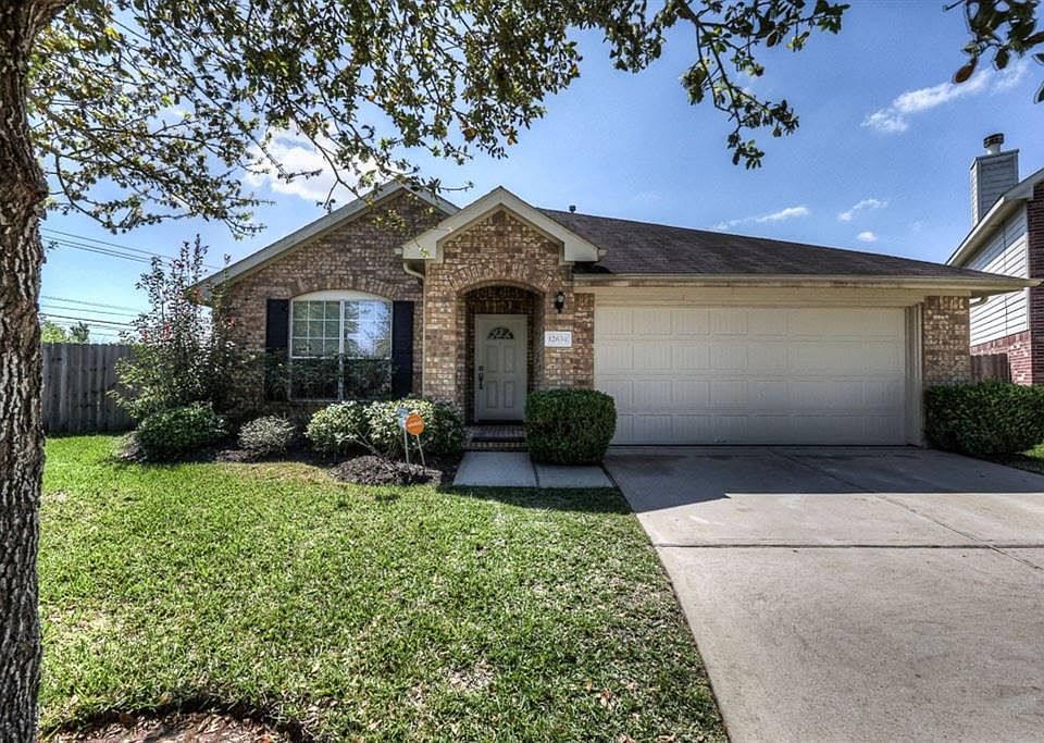 1st image of 12634 Fern Walk Ct