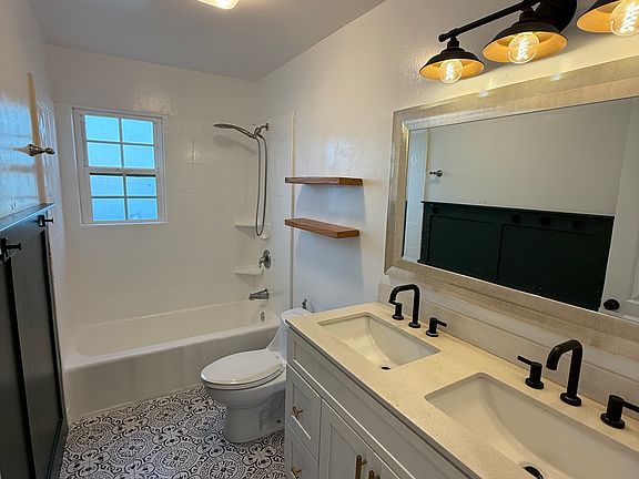 5th image of 1507 W 215th St
