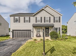 2303 Holly Ridge Dr, Plainfield, IL 60586