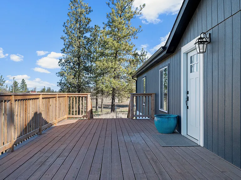 24315 S Columbia Basin Hwy — Photo 32