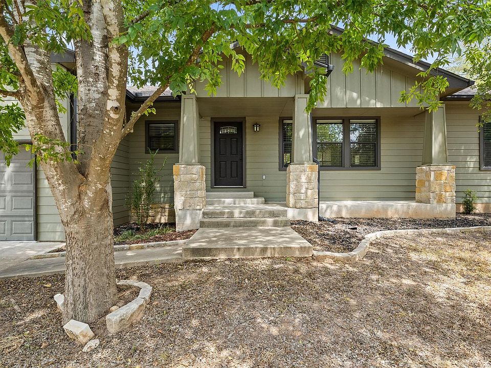 1st image of 116 Laumaia Ln