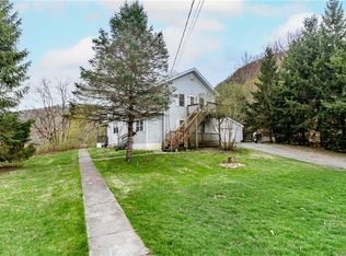 6 Borden Ln, Wassaic, NY 12592