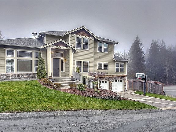 2nd image of 1116 51st St SE