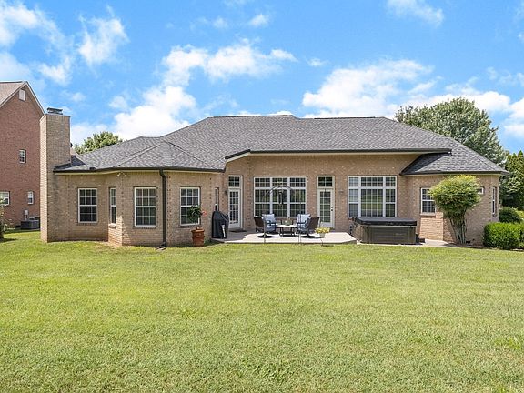 4th image of 2814 New Port Royal Rd