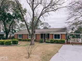 106 Oconee St, Warner Robins, GA 31088