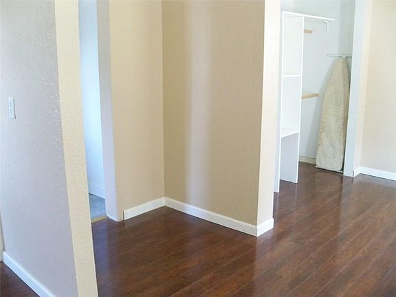 5th image of 517 Plum St