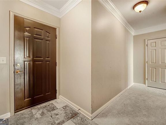 4th image of 3334 Peachtree Rd NE APT 1208