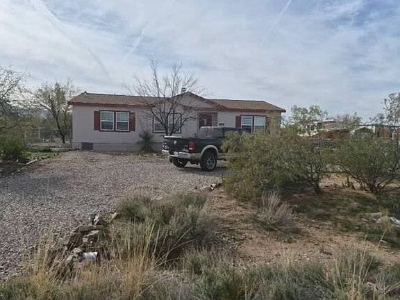 2nd image of 9980 E Andrada Rd