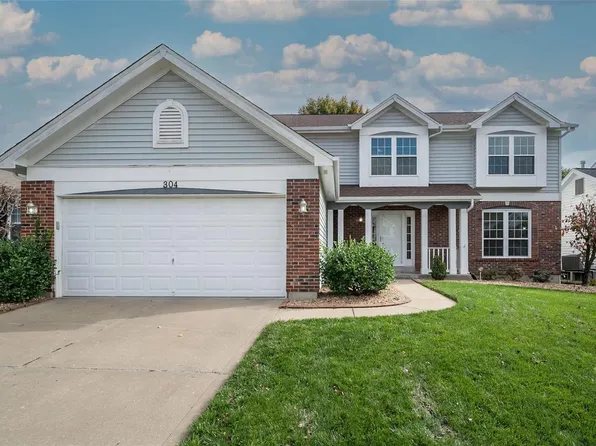 304 Cheval Square Dr, Chesterfield, MO 63005