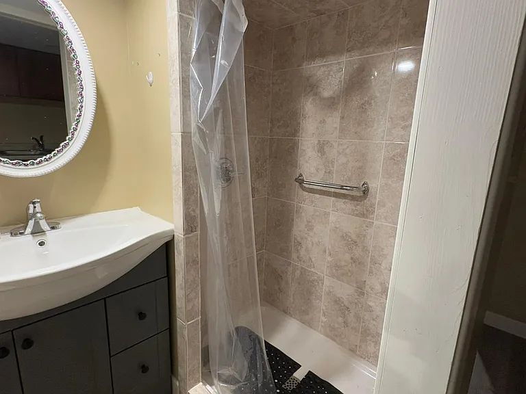204 McKay Ave #2 — Photo 4