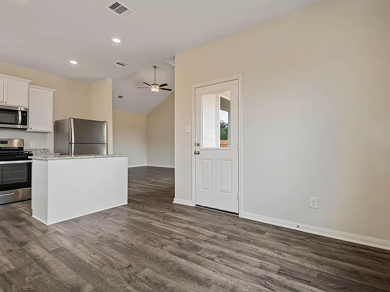 345 Fastboy Ln — Photo 12