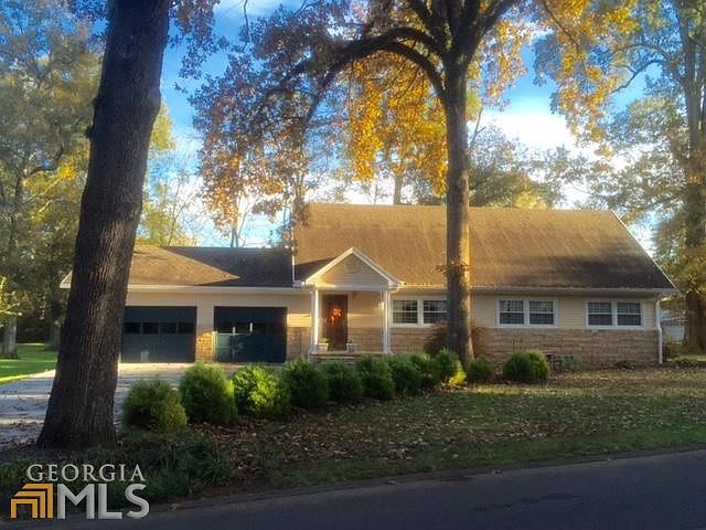 1st image of 180 Tavern Ln