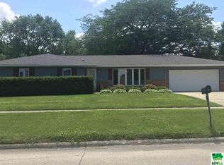 1180 E 6th St, Sheldon, IA 51201
