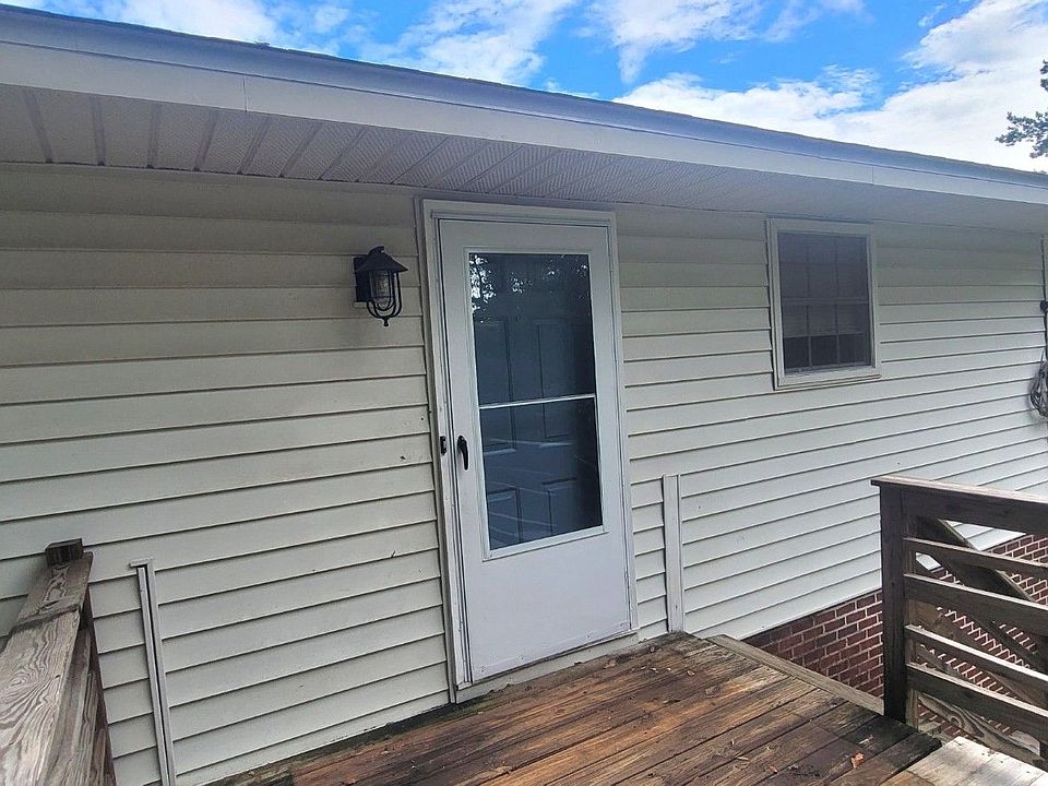 1st image of 639 1/2 Stiles Ave