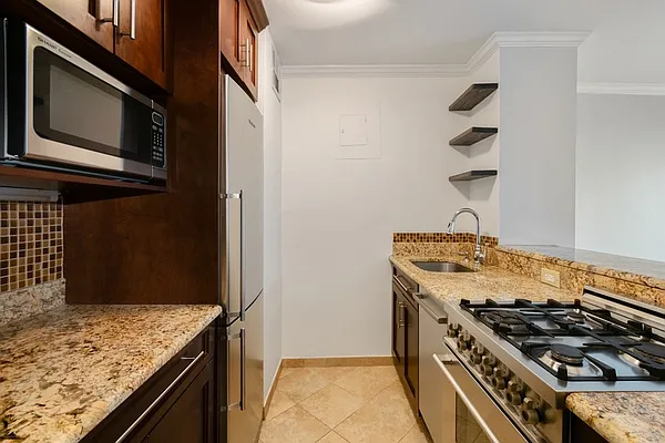 Sold by Digs Realty Group | media 5