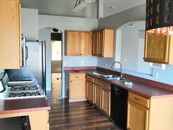 5th image of 9020 N School Hill Dr