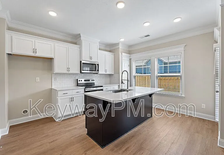 1117 Jolly Ln — Photo 7