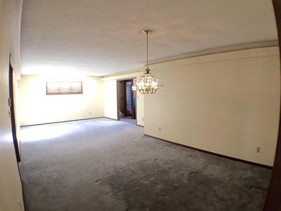 4th image of 469 Higbee Cir