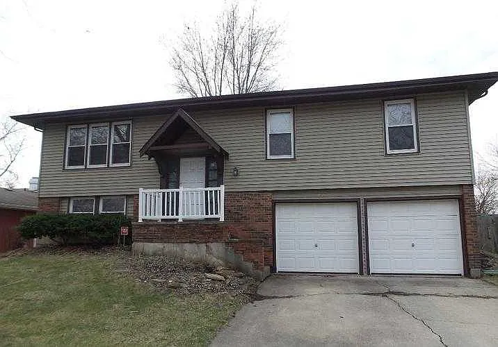 141 Tamarack Dr photo 1