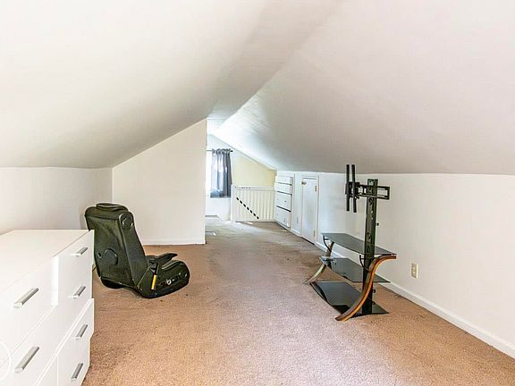 3rd image of 1434 Pine St